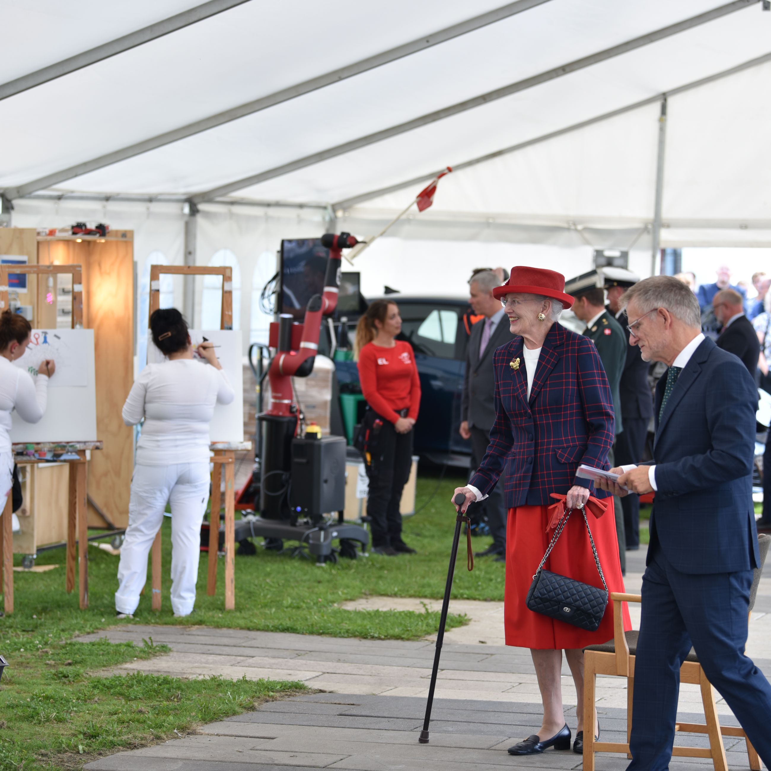 Dronningen på besøg på Tradium